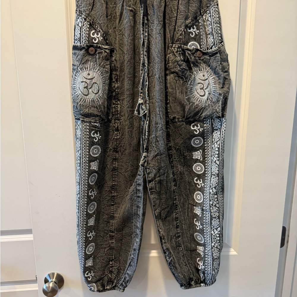 Women's Black Patterned Pants